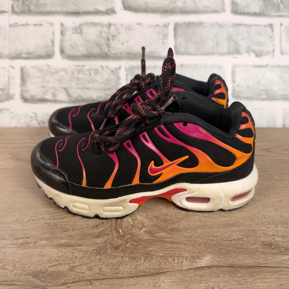 Nike Air Max Plus TN Sunset Mesh Black Pink Orange Kids Size 13C